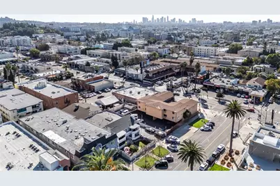 1716 Winona Boulevard, Los Angeles, CA 90027 - Photo 17