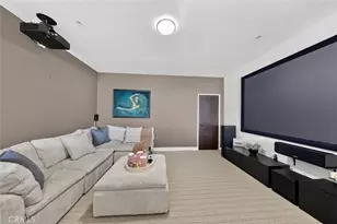 250 N First Street, Burbank, CA 91502 - Photo 69