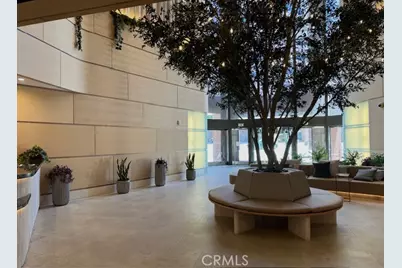 1100 Wilshire Boulevard #2601, Los Angeles, CA 90017 - Photo 13