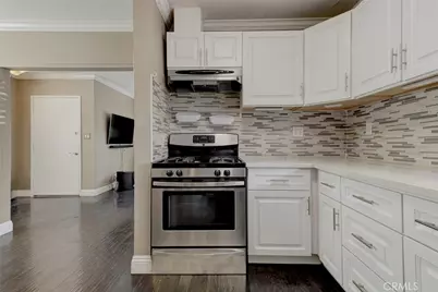 13158 Carl, Pacoima, CA 91331 - Photo 9