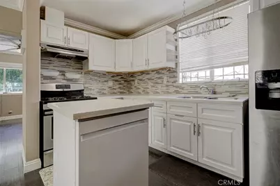 13158 Carl, Pacoima, CA 91331 - Photo 5