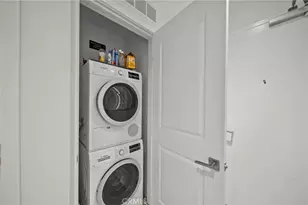 400 S Broadway, Los Angeles, CA 90013 - Photo 17