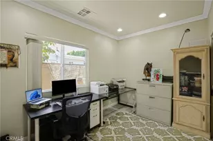 604 N Sparks, Burbank, CA 91506 - Photo 19