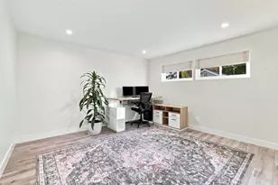 6951 Bellclaire, Tujunga, CA 91042 - Photo 9