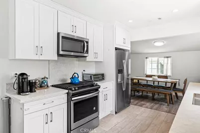 7118 Valmont Street, Tujunga, CA 91042 - Photo 11
