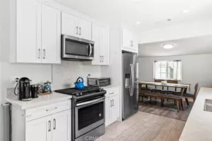 7118 Valmont St, Tujunga, CA 91042 - Photo 11