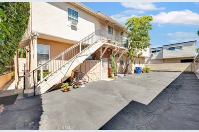 4918 Cahuenga, North Hollywood, CA 91601 - Photo 33