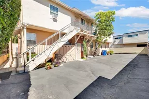 4918 Cahuenga, North Hollywood, CA 91601 - Photo 33