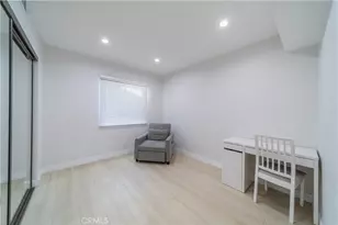 902 E Walnut Ave, Burbank, CA 91501 - Photo 11