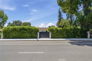 9253 White Oak Ave, Northridge, CA 91325 - Photo 1