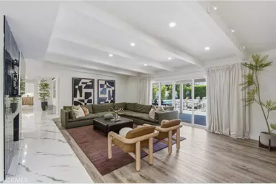 9253 White Oak Avenue, Northridge, CA 91325 - Photo 11