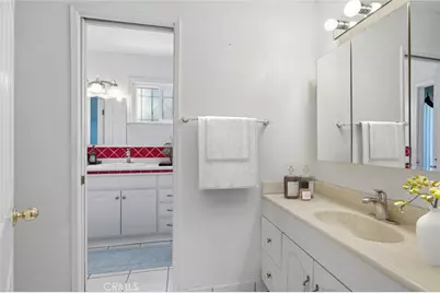 21815 Martin, Carson, CA 90745 - Photo 17