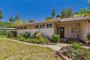 11246 Denivelle Pl, Tujunga, CA 91042 - Photo 1
