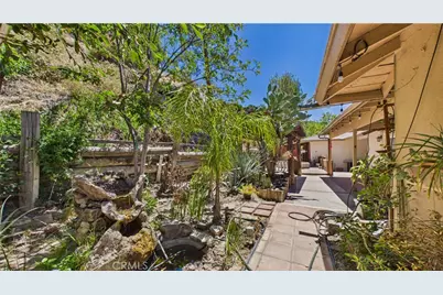 11246 Denivelle Place, Tujunga, CA 91042 - Photo 41