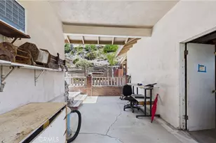 11246 Denivelle Pl, Tujunga, CA 91042 - Photo 43