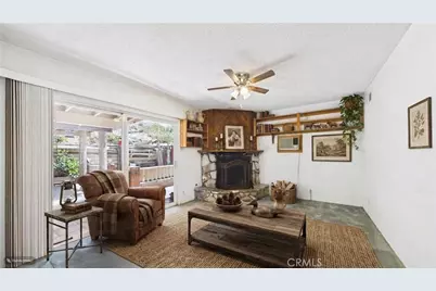 11246 Denivelle Place, Tujunga, CA 91042 - Photo 19
