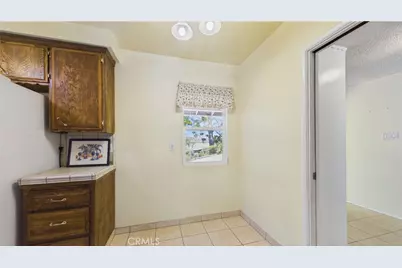 11246 Denivelle Place, Tujunga, CA 91042 - Photo 23