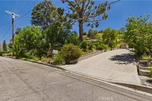 11246 Denivelle Pl, Tujunga, CA 91042 - Photo 1