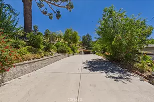 11246 Denivelle Pl, Tujunga, CA 91042 - Photo 5