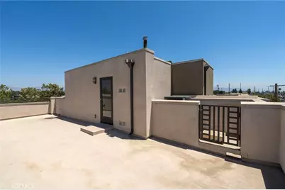 13107 W Lumina Way, Los Angeles, CA 91401 - Photo 37