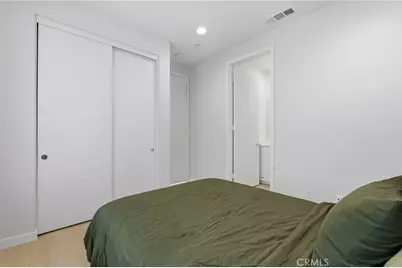 13107 W Lumina Way, Los Angeles, CA 91401 - Photo 33
