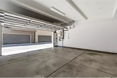 13107 W Lumina Way, Los Angeles, CA 91401 - Photo 35