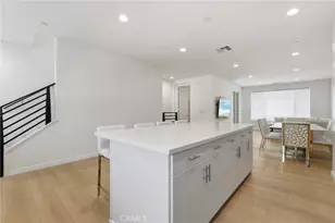 13107 W Lumina Way, Los Angeles, CA 91401 - Photo 21