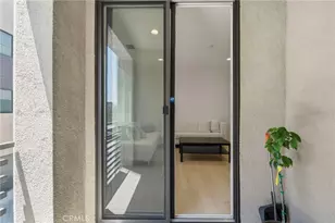 13107 W Lumina Way, Los Angeles, CA 91401 - Photo 25