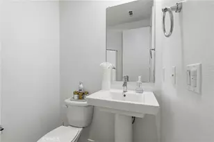 13107 W Lumina Way, Los Angeles, CA 91401 - Photo 13