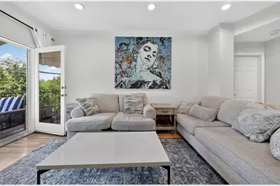 12407 Moorpark Street #104, Studio City, CA 91604 - Photo 13