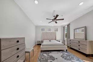 12407 Moorpark St, Studio City, CA 91604 - Photo 21