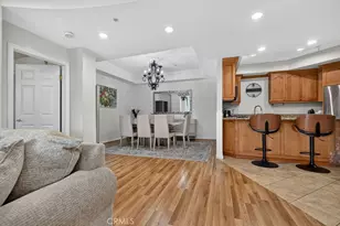 12407 Moorpark St, Studio City, CA 91604 - Photo 15