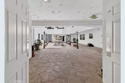 12407 Moorpark Street #104, Studio City, CA 91604 - Photo 37