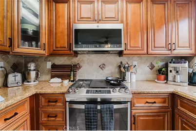 30459 Jasmine Valley Drive, Canyon Country, CA 91387 - Photo 19