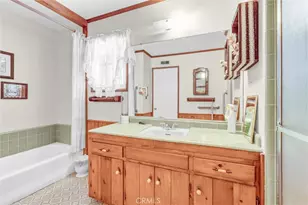 9818 Creemore Dr, Tujunga, CA 91042 - Photo 21