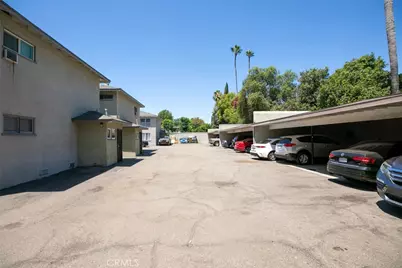 15445 Vanowen Street, Van Nuys, CA 91406 - Photo 13