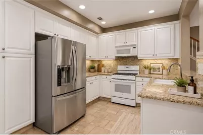 28377 Mirabelle Lane, Saugus, CA 91350 - Photo 13