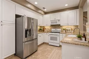 28377 Mirabelle Ln, Saugus, CA 91350 - Photo 13
