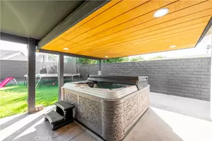 27706 Hartford, Castaic, CA 91384 - Photo 17