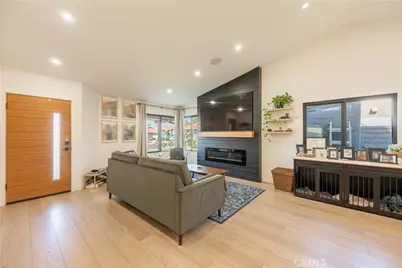 27706 Hartford, Castaic, CA 91384 - Photo 5
