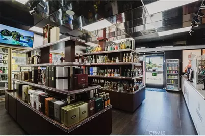 465 W Broadway, Glendale, CA 91204 - Photo 17