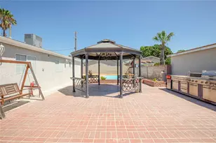 11943 Strathern St, North Hollywood, CA 91605 - Photo 35