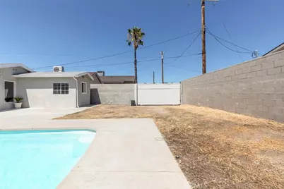 11943 Strathern Street, North Hollywood, CA 91605 - Photo 43