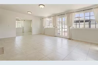 11943 Strathern Street, North Hollywood, CA 91605 - Photo 23