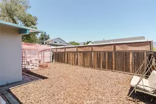10616 Vanora Dr, Sunland, CA 91040 - Photo 25
