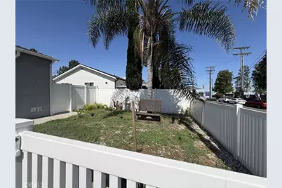 7502 N Hollywood Way, Burbank, CA 91505 - Photo 9