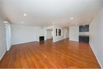 11834 Gilmore #16, North Hollywood, CA 91606 - Photo 9