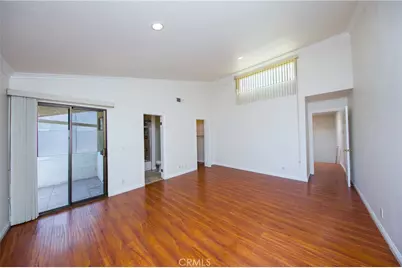 11834 Gilmore #16, North Hollywood, CA 91606 - Photo 13