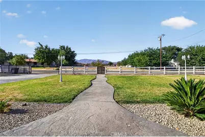 10031 E Avenue R10, Littlerock, CA 93543 - Photo 19