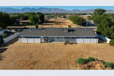 10031 E Avenue R10, Littlerock, CA 93543 - Photo 9
